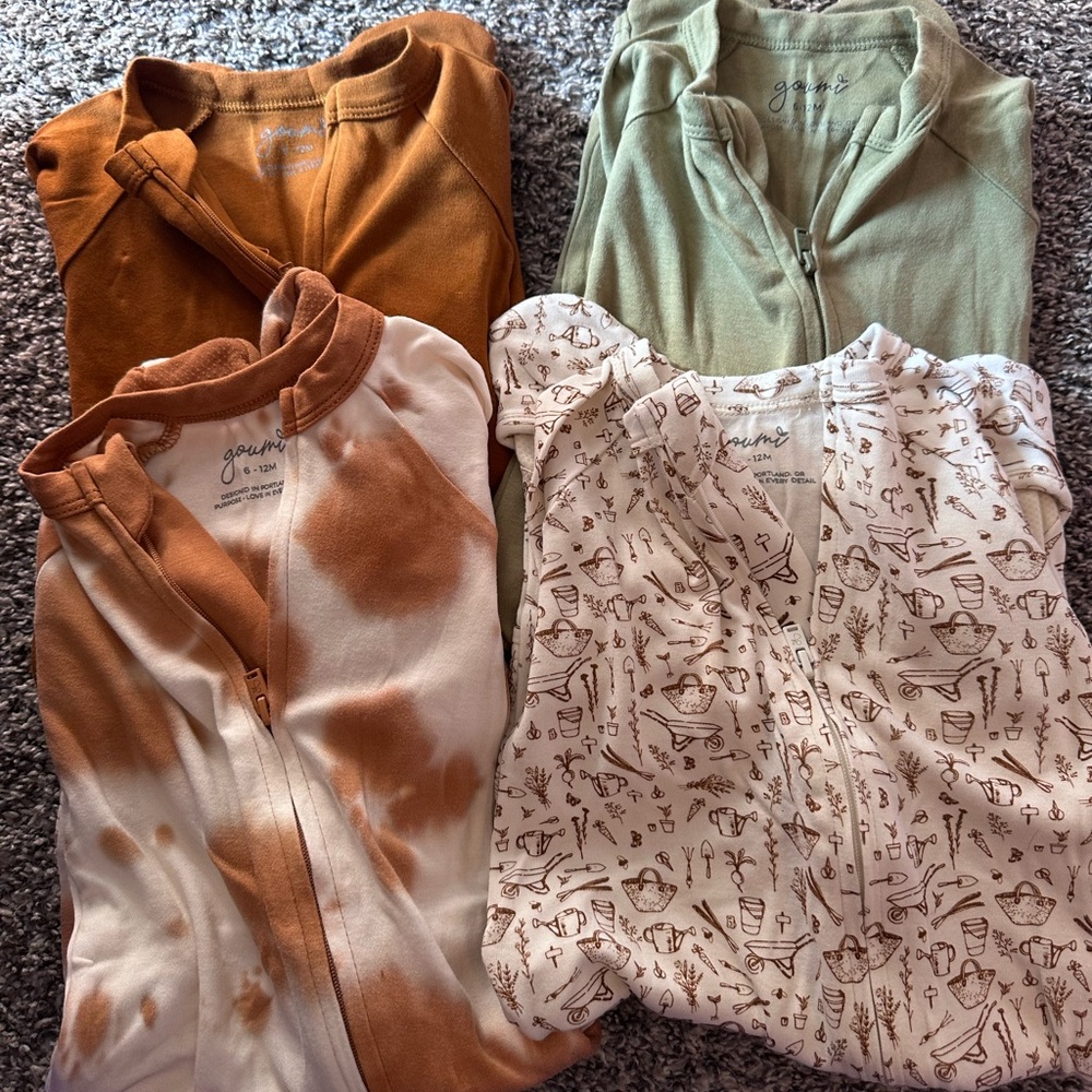 Goumi Pajamas